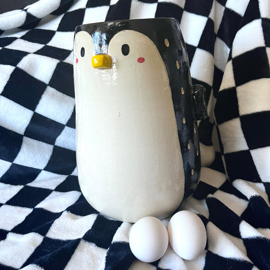 Penguin vase