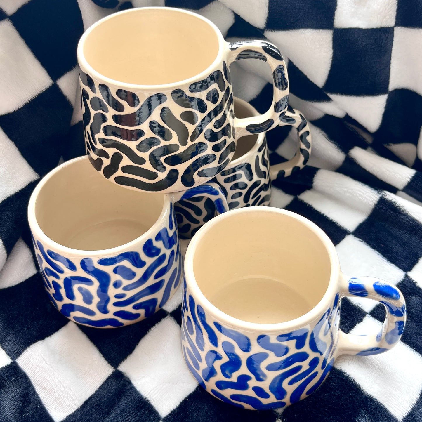 Wiggle mug