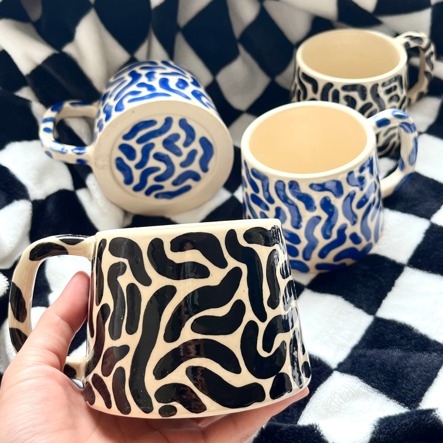 Wiggle mug