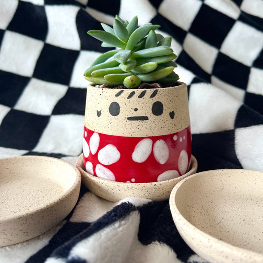 Speckled beige Planter Plate